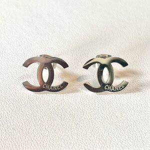 Silver Luxury Stud Earrings